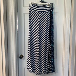 3 pack stretchy striped maxi skirts